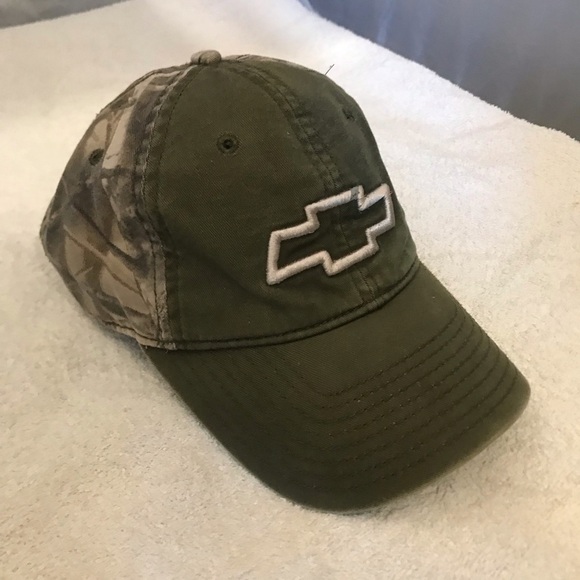 Infinity Headwear Chevrolet Adult Small Adjustable Camou Cap - Picture 7 of 13